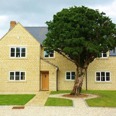 Coombe Cottage Sutton Green Eksteriør billede