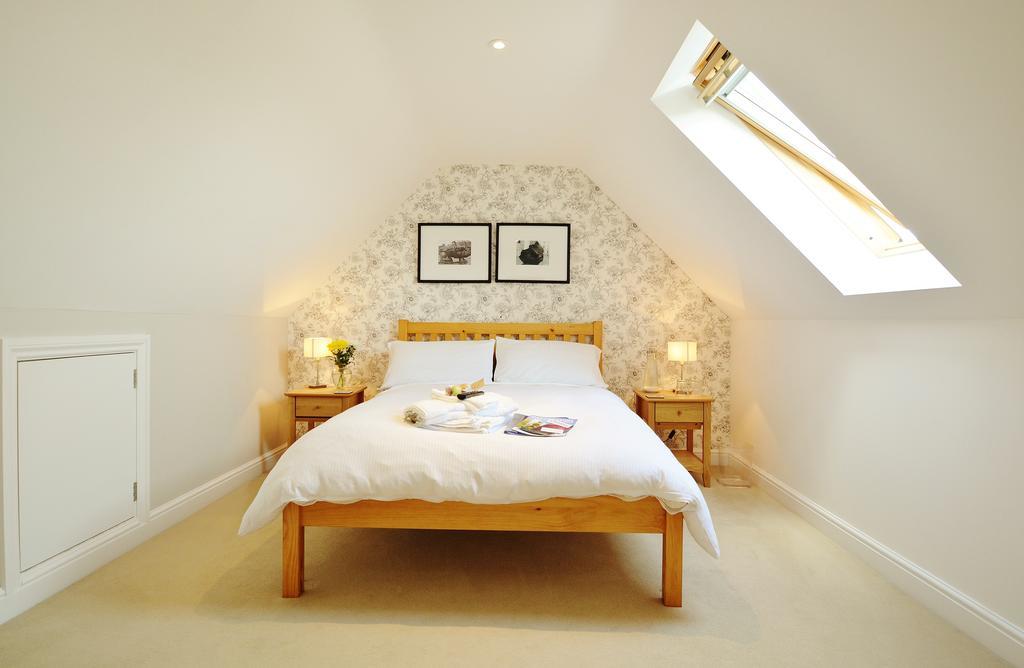 Coombe Cottage Sutton Green Eksteriør billede